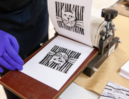 Gotowe zwory do wycinania w linorycie.