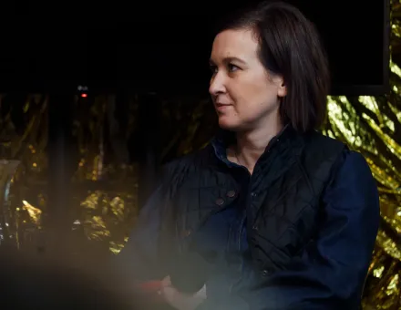 Zbliżenie na prowadzącą spotkanie.