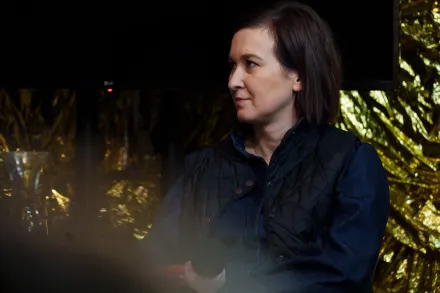 Zbliżenie na prowadzącą spotkanie.