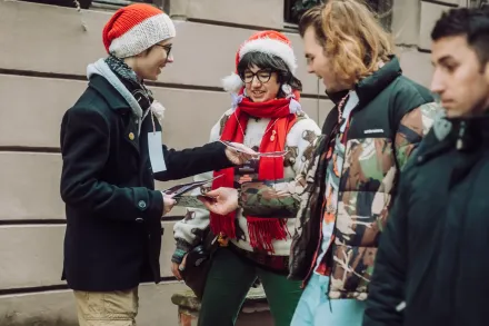 Wolontariusze zapraszają do udziału w Sprawunkach.