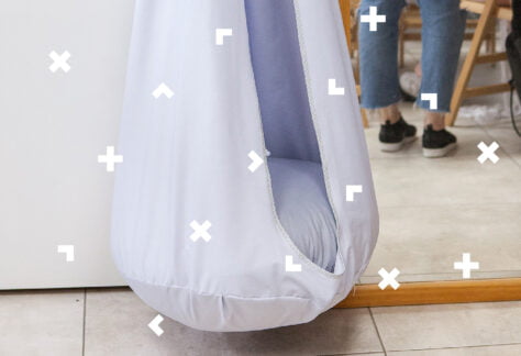 Niebieska huśtawka kokon