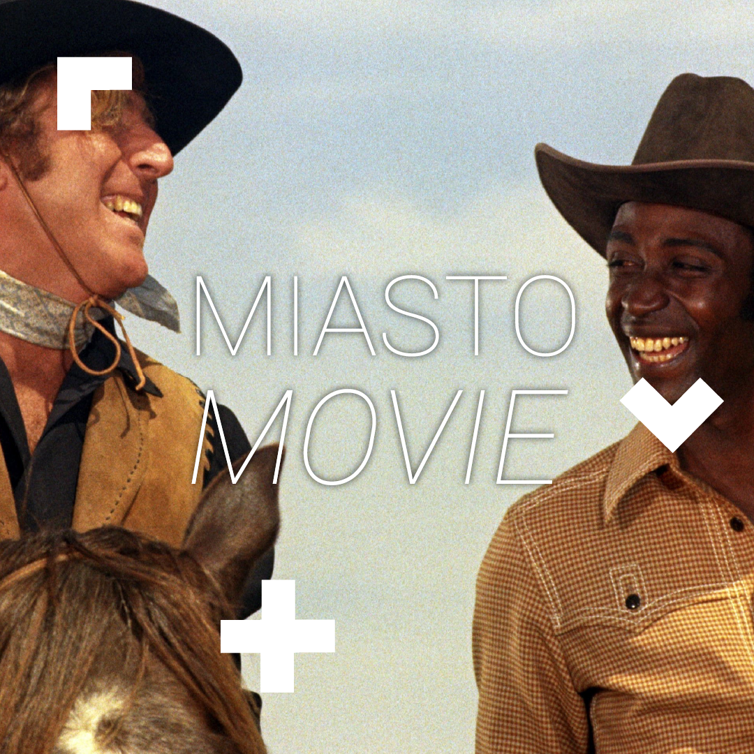 Dwaj kowboje śmieją się do siebie. Na środku logo Miasta movie.